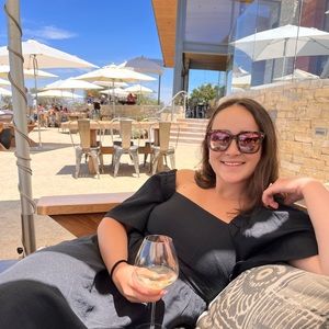 Meet your Posher, Katelyn